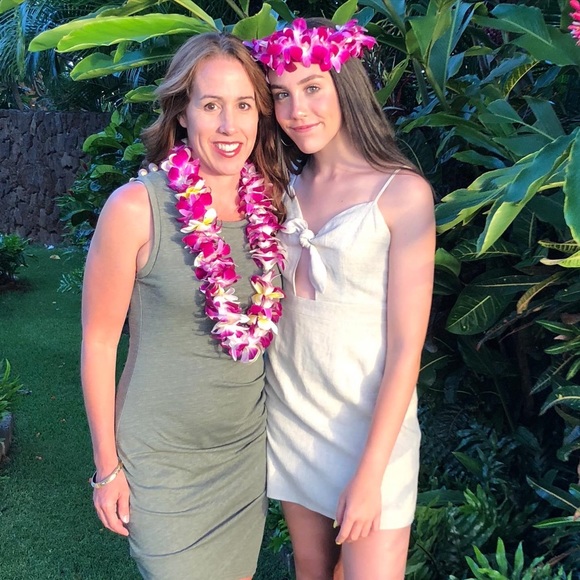 Grade and Gather Burlap Dress - Picture 4 of 4